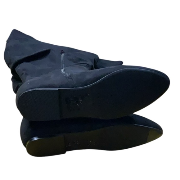 NWOB Shoe Dazzle “Larya Harness” Faux Suede Slouchy Boot Sz 11M - Picture 3 of 3